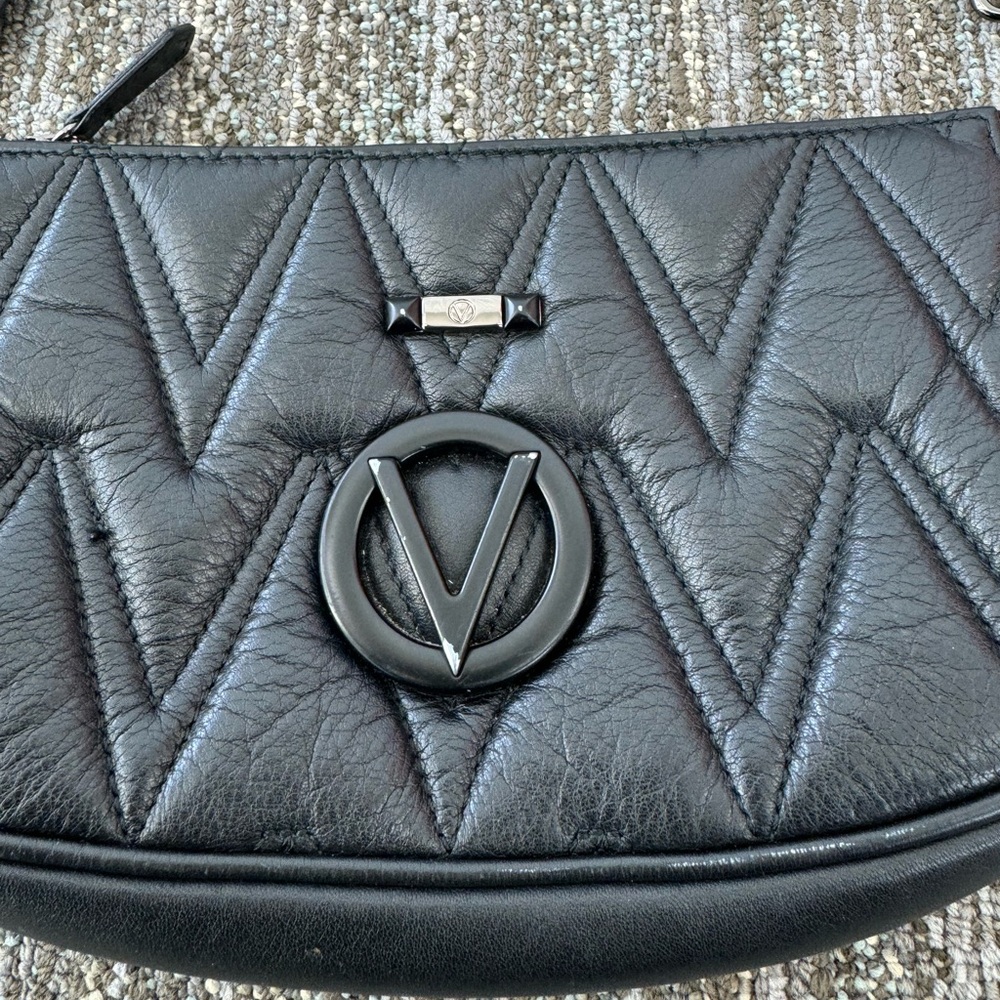 Valentino | Crossbody Bag - Picture 4 of 9